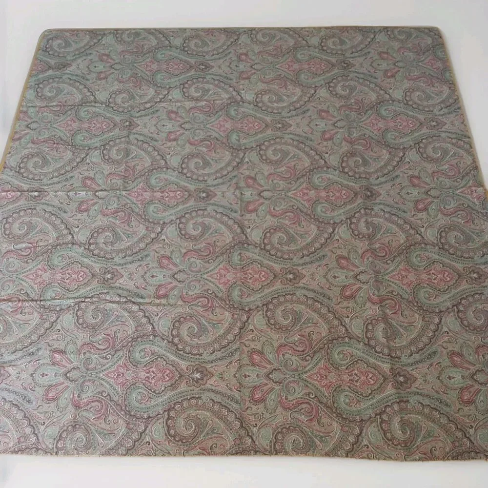 Lauren Ralph Lauren Shower?Curtain Fenton Paisley Green Red Cotton Square 68x68